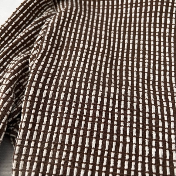 Caution to the Wind - Faux Wrap Top - Small White and Tawny Brown - Picture 8 of 8